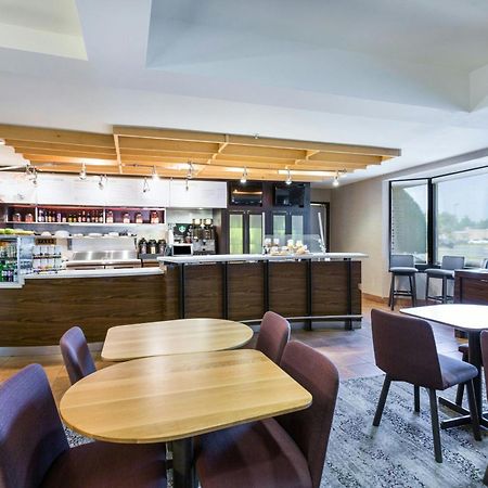 Courtyard By Marriott Rocky Mount Hotel Bagian luar foto