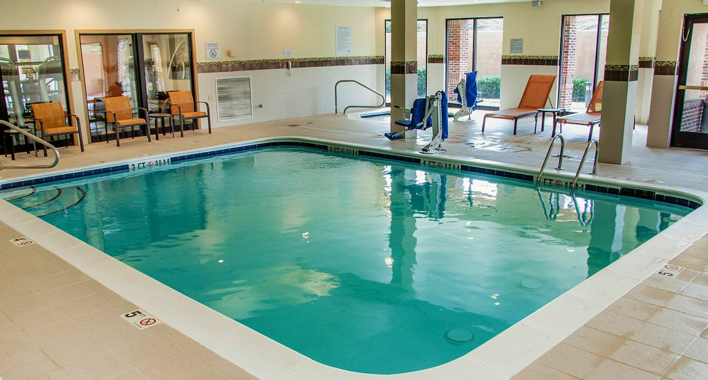 Courtyard By Marriott Rocky Mount Hotel Bagian luar foto